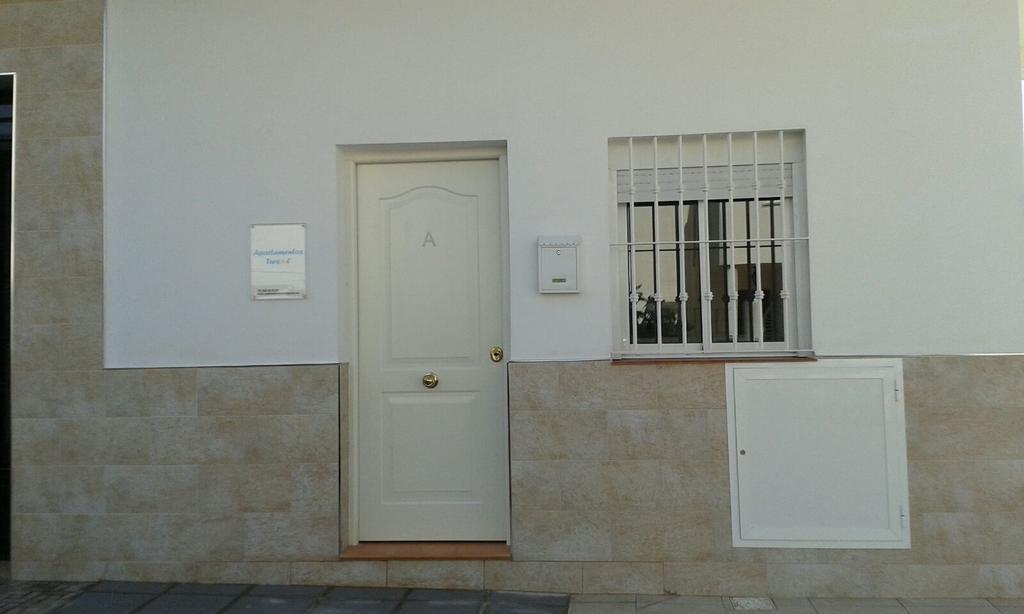 נרחה Apartamentos Tursol מראה חיצוני תמונה